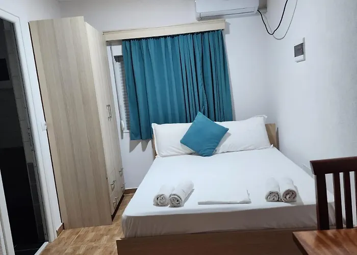 Apartments Dian