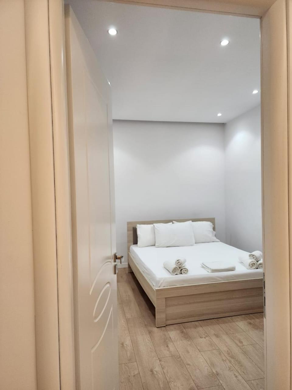 Dian Apartment *
